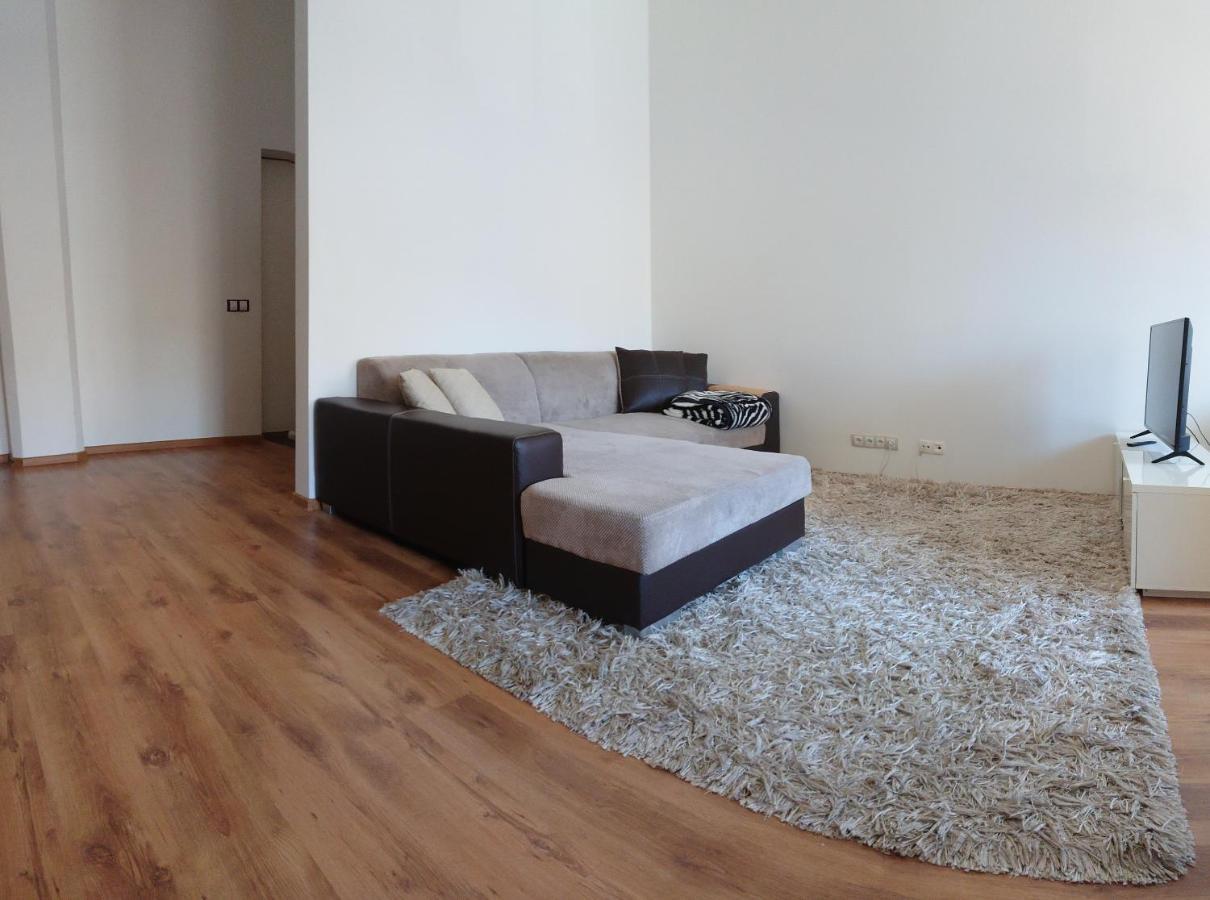 City Centre Kreutzwaldi Apartment, Free Parking Tallinn Eksteriør billede